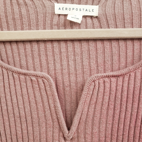 NWOT Aeropostale V-Neck Sweater - Picture 3 of 3